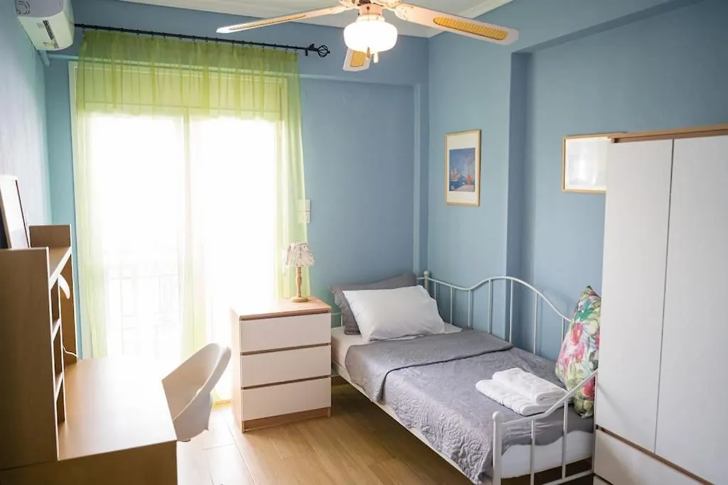 Spacious And Comfy Apartment By Golden Host Nea Moudania